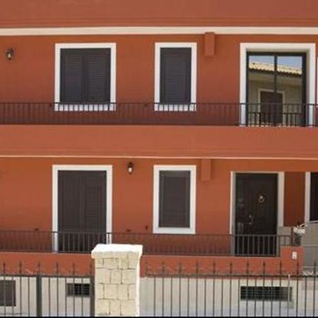 B&B Alloggi Buonasera Pozzallo Δωμάτιο φωτογραφία